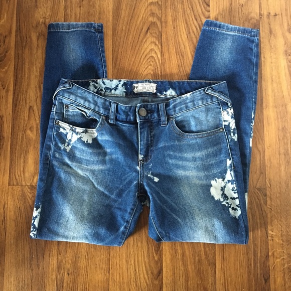 Free People Denim - Free People Bleached Painted Distressed Skinny